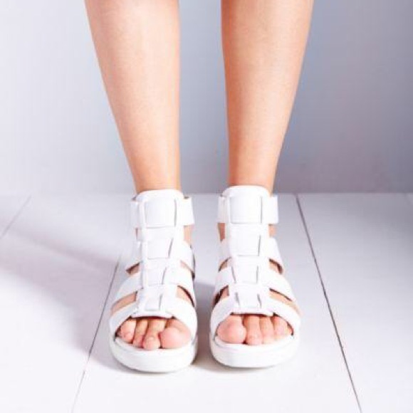 vagabond gladiator sandals